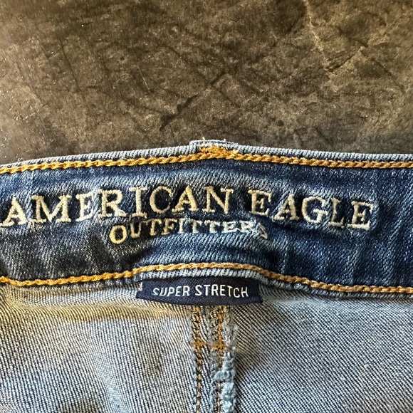 American Eagle Outfitters Favorite Boyfriend Super Stretch Jeans - Picture 4 of 6